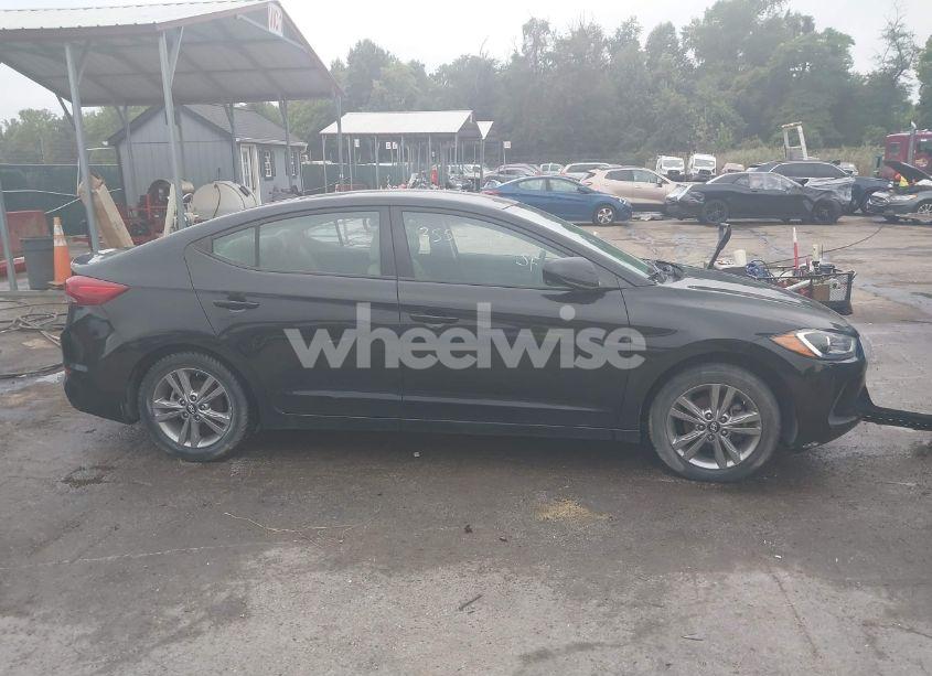 Photo 13 of 2018 Hyundai Elantra SEL (VIN 5NPD84LF0JH371827)