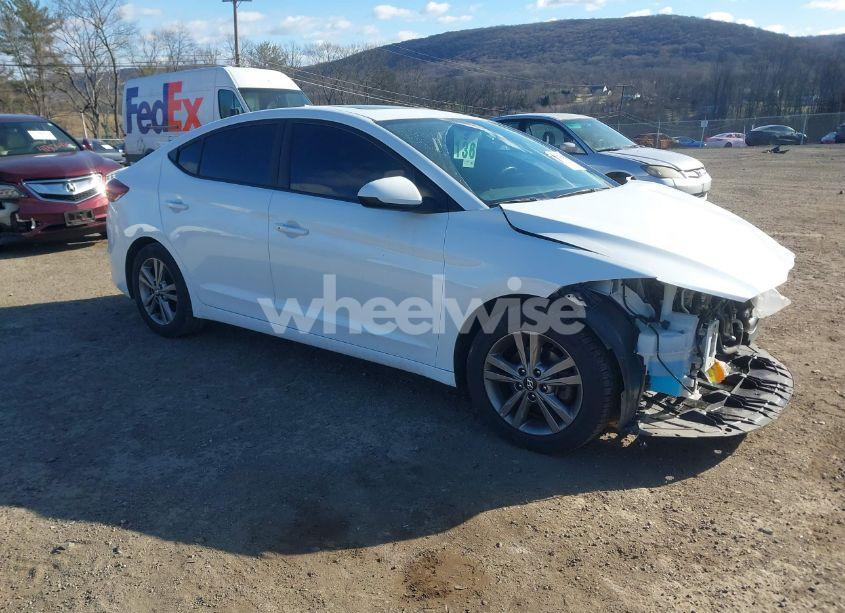 2018 Hyundai Elantra VALUE EDITION (VIN 5NPD84LF0JH385176) main photo