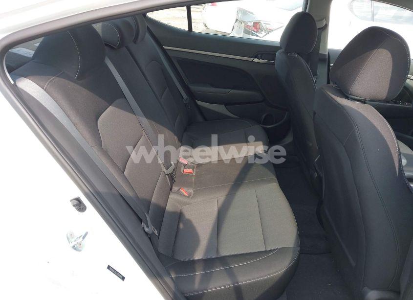 Photo 8 of 2018 Hyundai Elantra SEL (VIN 5NPD84LF0JH389938)