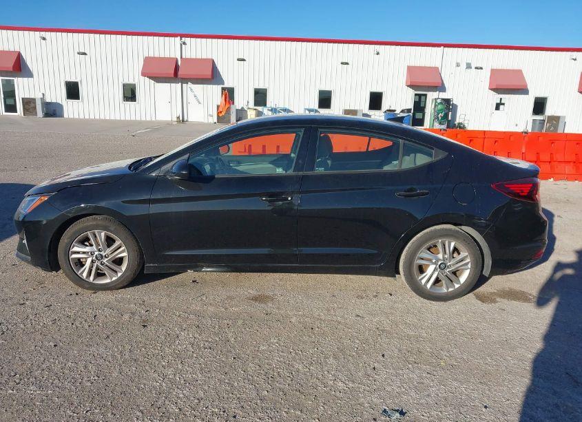Photo 14 of 2019 Hyundai Elantra SEL (VIN 5NPD84LF0KH404441)