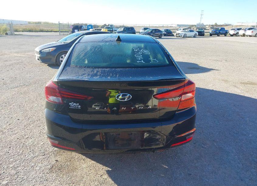 Photo 16 of 2019 Hyundai Elantra SEL (VIN 5NPD84LF0KH404441)
