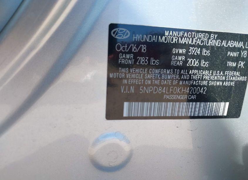 Photo 9 of 2019 Hyundai Elantra LIMITED (VIN 5NPD84LF0KH420042)