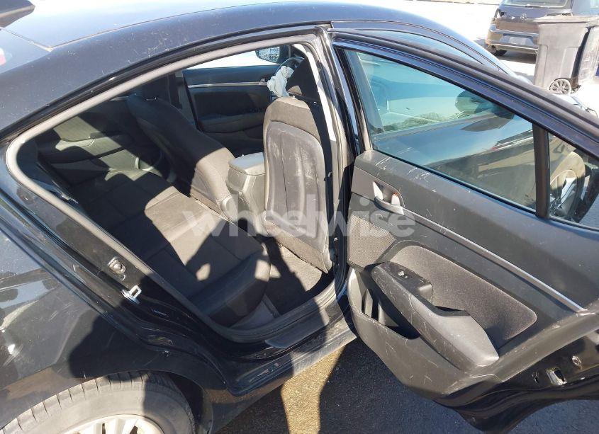 Photo 8 of 2019 Hyundai Elantra SEL (VIN 5NPD84LF0KH439240)