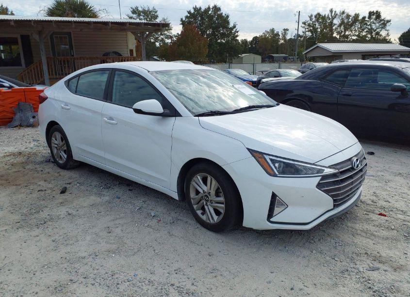 2019 Hyundai Elantra SEL (VIN 5NPD84LF0KH453512) main photo