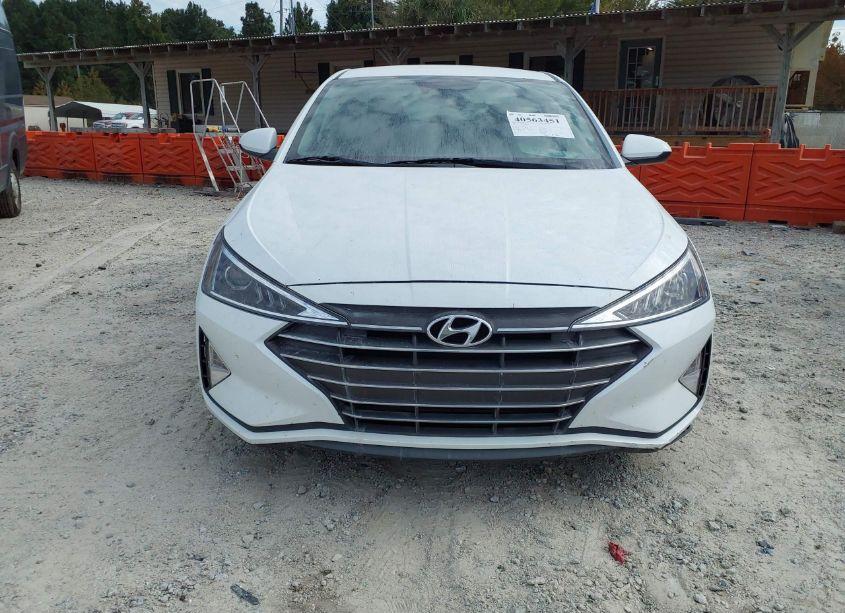 Photo 11 of 2019 Hyundai Elantra SEL (VIN 5NPD84LF0KH453512)