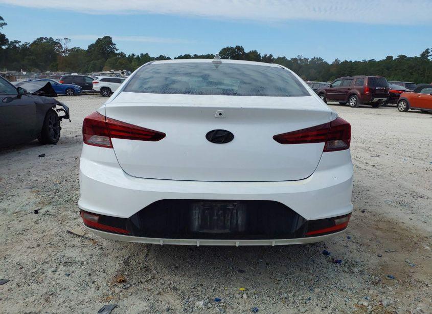 Photo 15 of 2019 Hyundai Elantra SEL (VIN 5NPD84LF0KH453512)