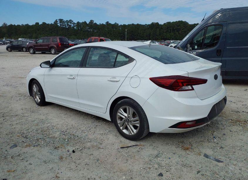 Photo 3 of 2019 Hyundai Elantra SEL (VIN 5NPD84LF0KH453512)