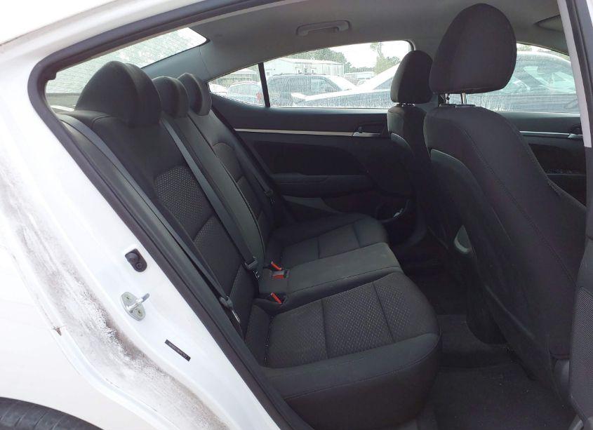 Photo 8 of 2019 Hyundai Elantra SEL (VIN 5NPD84LF0KH453512)