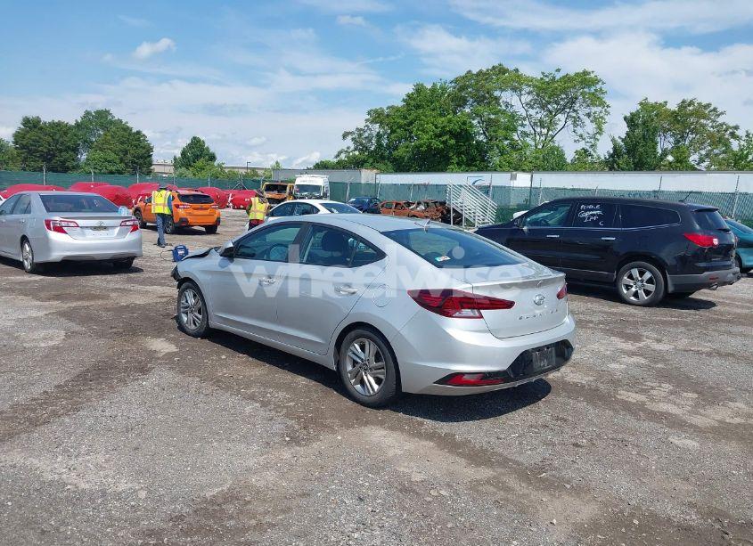 Photo 3 of 2019 Hyundai Elantra VALUE EDITION (VIN 5NPD84LF0KH462405)