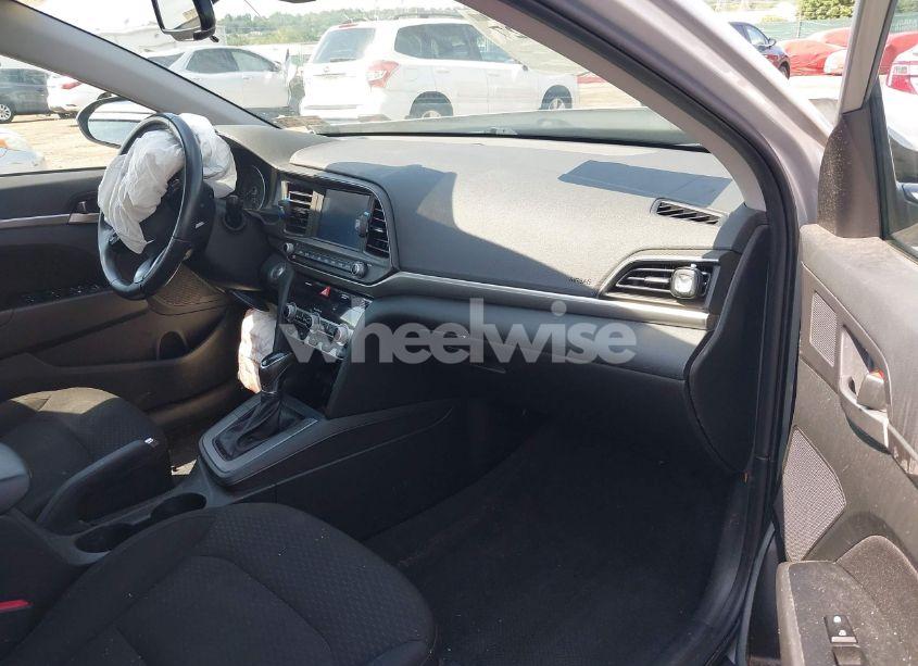 Photo 5 of 2019 Hyundai Elantra VALUE EDITION (VIN 5NPD84LF0KH462405)