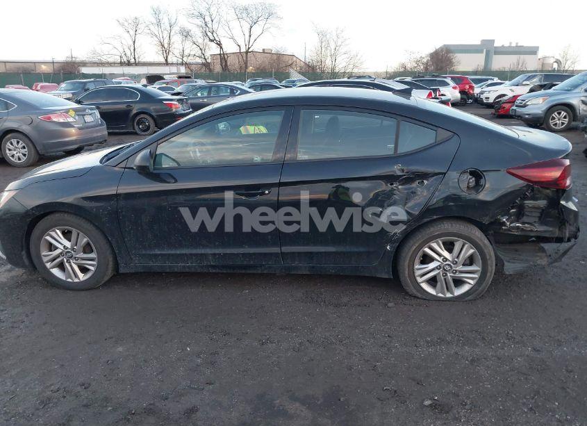 Photo 14 of 2019 Hyundai Elantra SEL (VIN 5NPD84LF0KH464140)