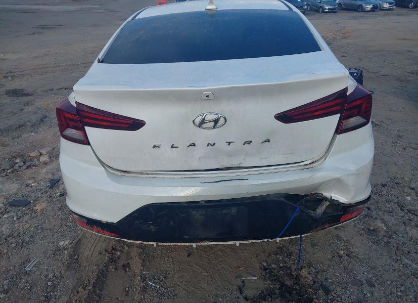 Photo 17 of 2019 Hyundai Elantra SEL (VIN 5NPD84LF0KH468415)