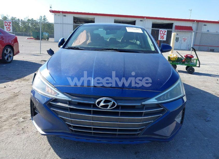 Photo 13 of 2019 Hyundai Elantra SEL (VIN 5NPD84LF0KH472707)