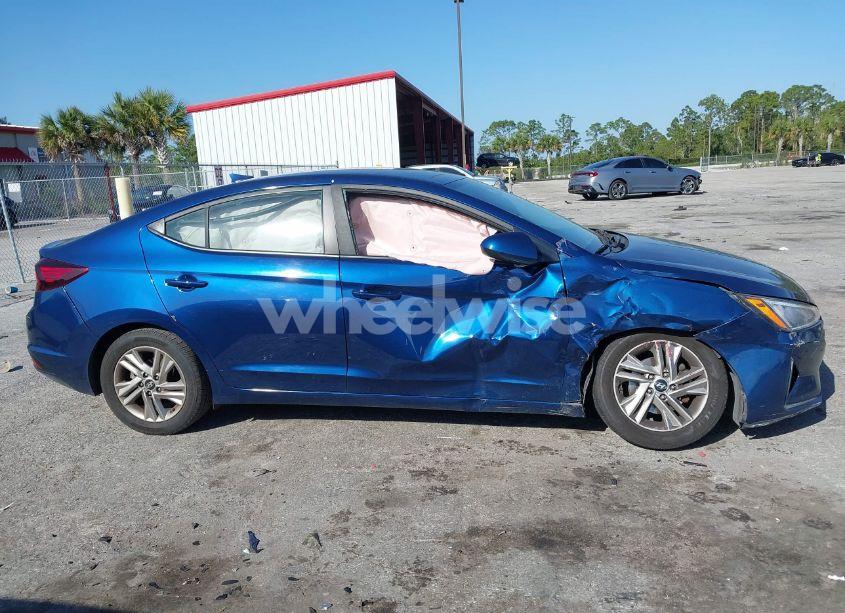 Photo 14 of 2019 Hyundai Elantra SEL (VIN 5NPD84LF0KH472707)
