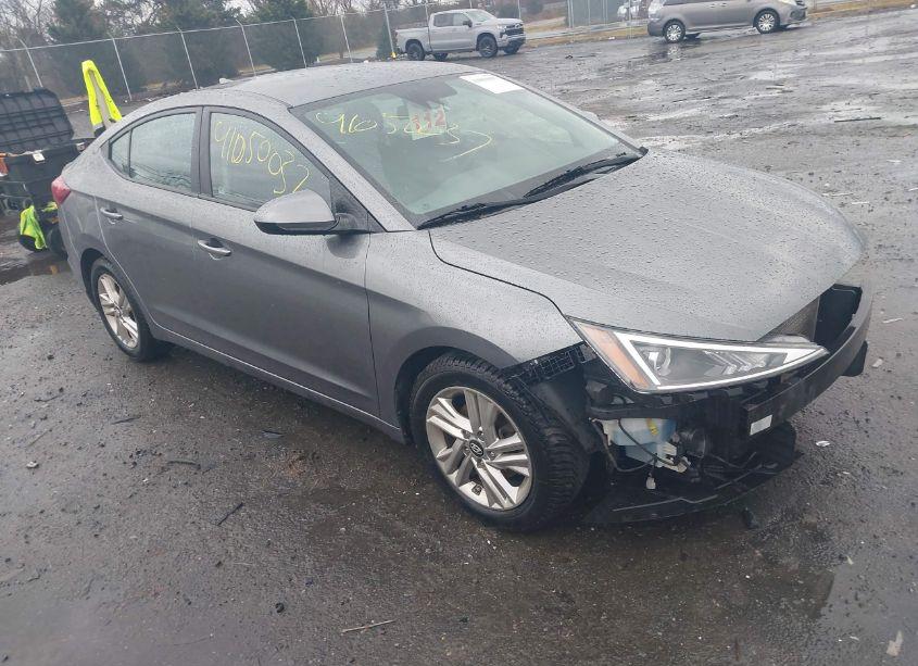 2019 Hyundai Elantra SEL (VIN 5NPD84LF0KH475901) main photo