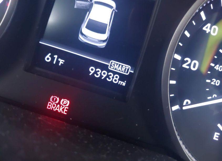 Photo 16 of 2019 Hyundai Elantra SEL (VIN 5NPD84LF0KH475901)