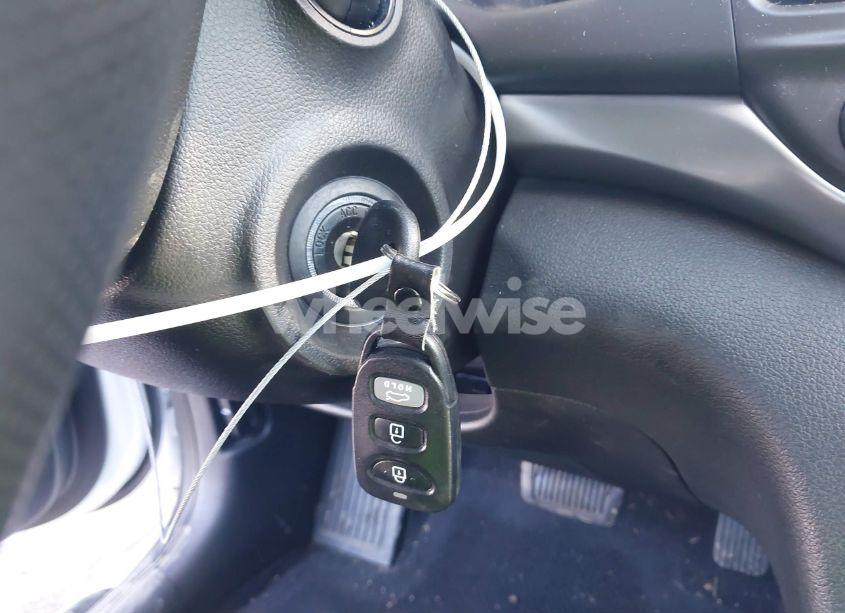 Photo 11 of 2019 Hyundai Elantra SEL (VIN 5NPD84LF0KH478880)