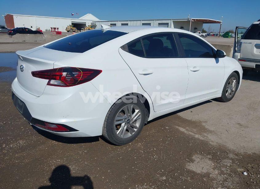 Photo 4 of 2019 Hyundai Elantra SEL (VIN 5NPD84LF0KH478880)