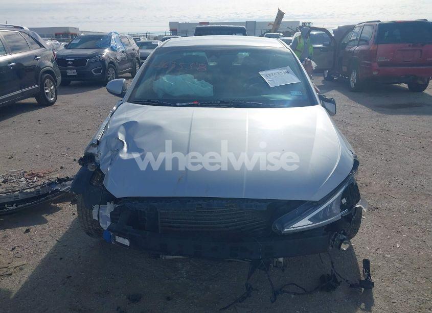 Photo 12 of 2020 Hyundai Elantra SEL (VIN 5NPD84LF0LH527528)