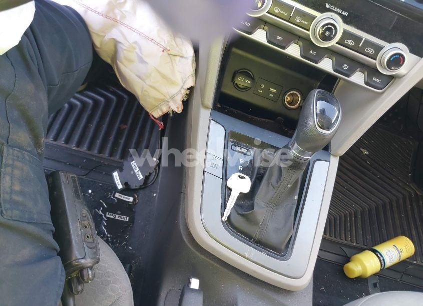 Photo 11 of 2020 Hyundai Elantra SEL (VIN 5NPD84LF0LH533376)