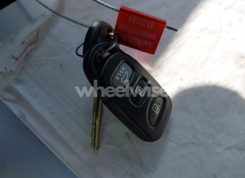 Photo 11 of 2020 Hyundai Elantra SEL (VIN 5NPD84LF0LH557869)