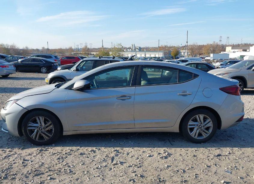 Photo 13 of 2020 Hyundai Elantra SEL (VIN 5NPD84LF0LH559055)