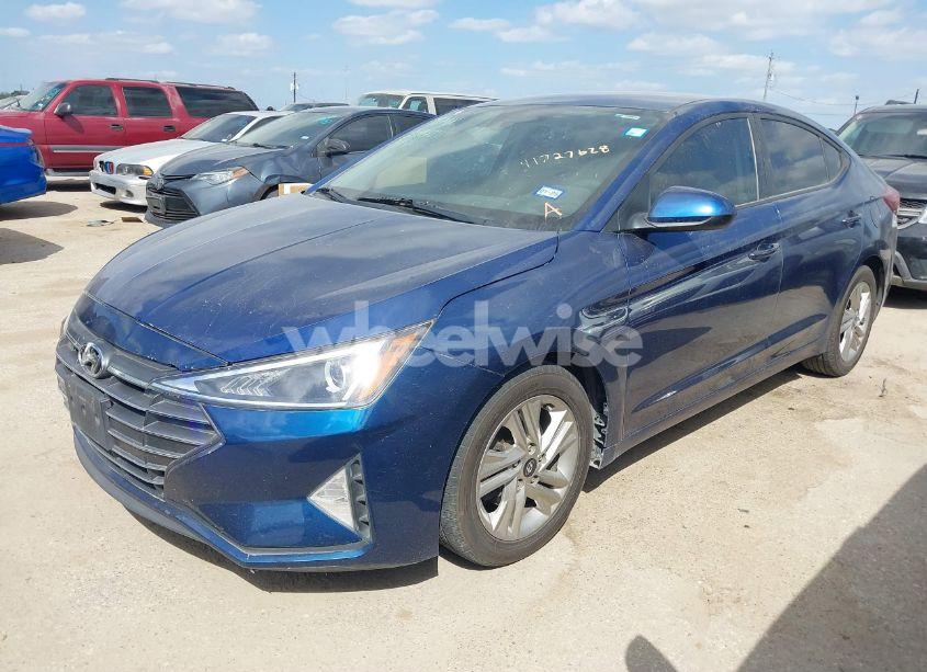 Photo 2 of 2020 Hyundai Elantra SEL (VIN 5NPD84LF0LH559427)
