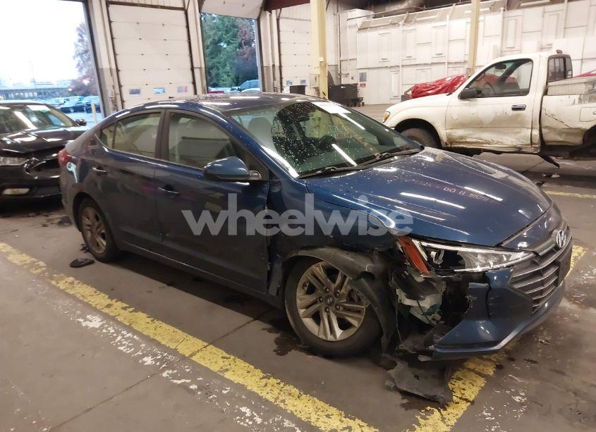 2020 Hyundai Elantra SEL (VIN 5NPD84LF0LH560707) main photo