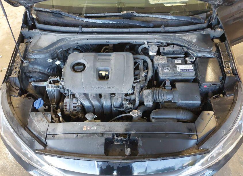 Photo 10 of 2020 Hyundai Elantra SEL (VIN 5NPD84LF0LH570539)