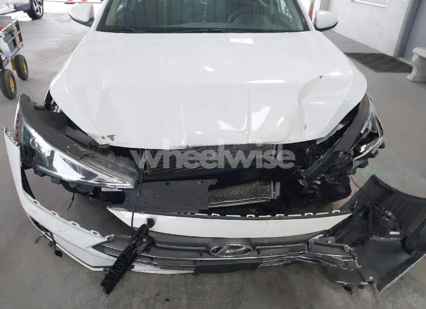 Photo 6 of 2020 Hyundai Elantra SEL (VIN 5NPD84LF0LH574218)