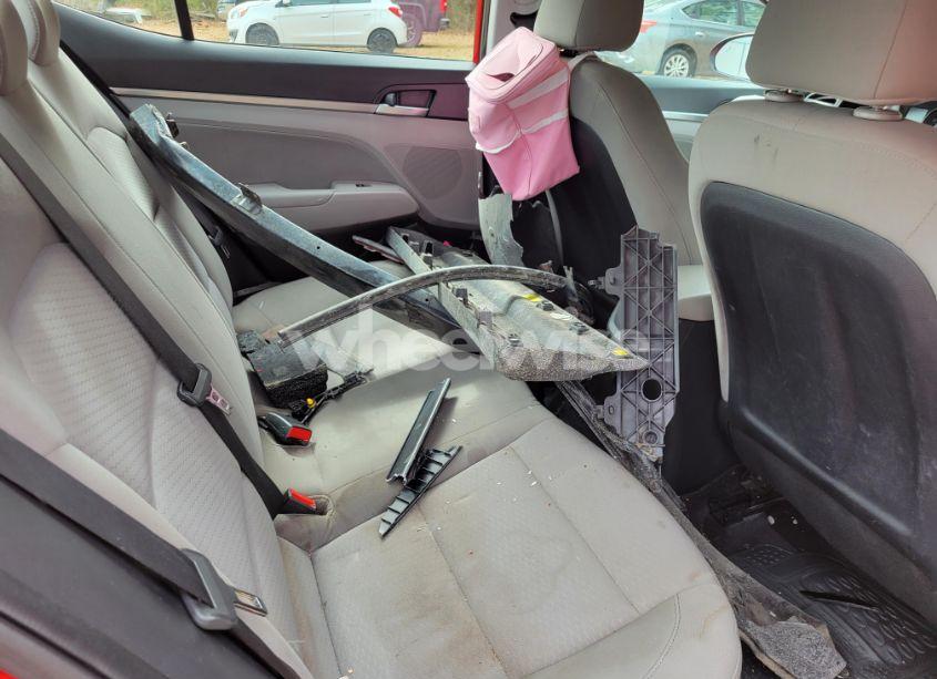 Photo 8 of 2020 Hyundai Elantra (VIN 5NPD84LF0LH578947)