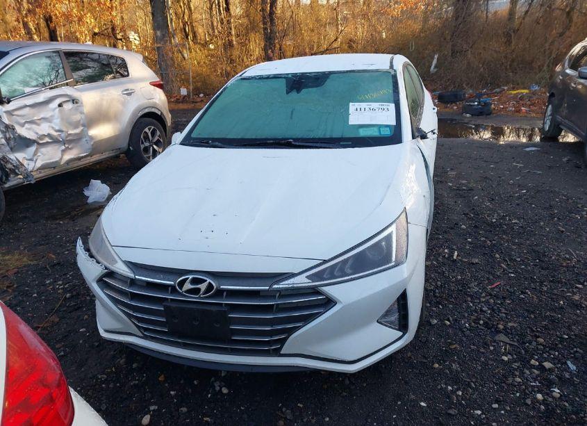 Photo 12 of 2020 Hyundai Elantra SEL (VIN 5NPD84LF0LH592525)