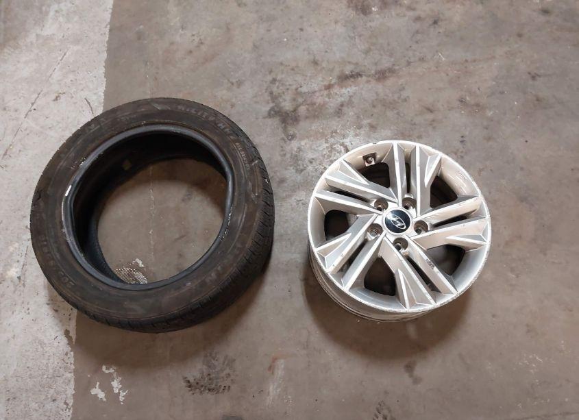 Photo 12 of 2020 Hyundai Elantra SEL (VIN 5NPD84LF0LH623689)