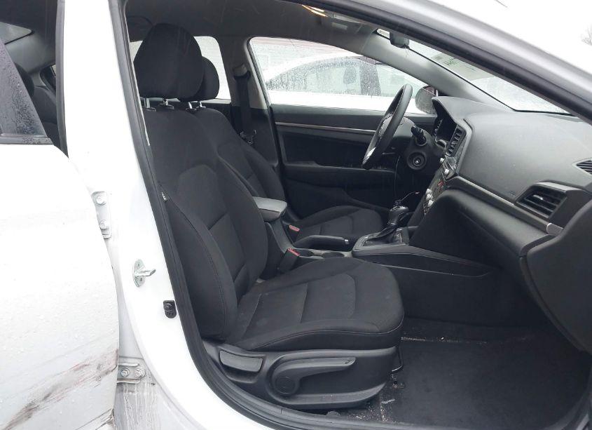 Photo 5 of 2020 Hyundai Elantra SEL (VIN 5NPD84LF0LH627242)