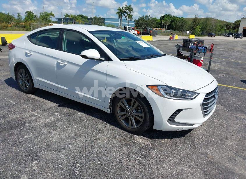 2017 Hyundai Elantra SE (VIN 5NPD84LF1HH007748) main photo