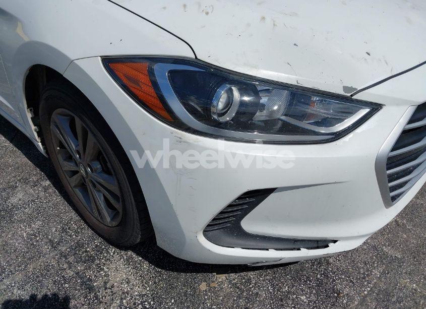 Photo 6 of 2017 Hyundai Elantra SE (VIN 5NPD84LF1HH007748)