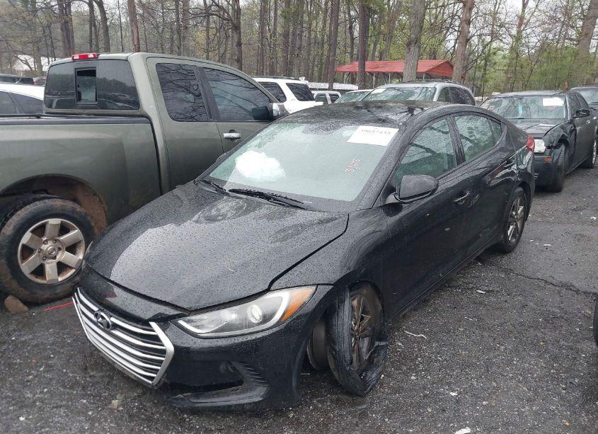 Photo 2 of 2017 Hyundai Elantra SE (VIN 5NPD84LF1HH038739)