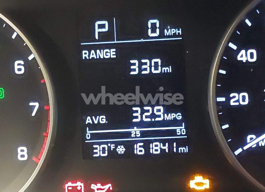 Photo 15 of 2017 Hyundai Elantra SE (VIN 5NPD84LF1HH039079)