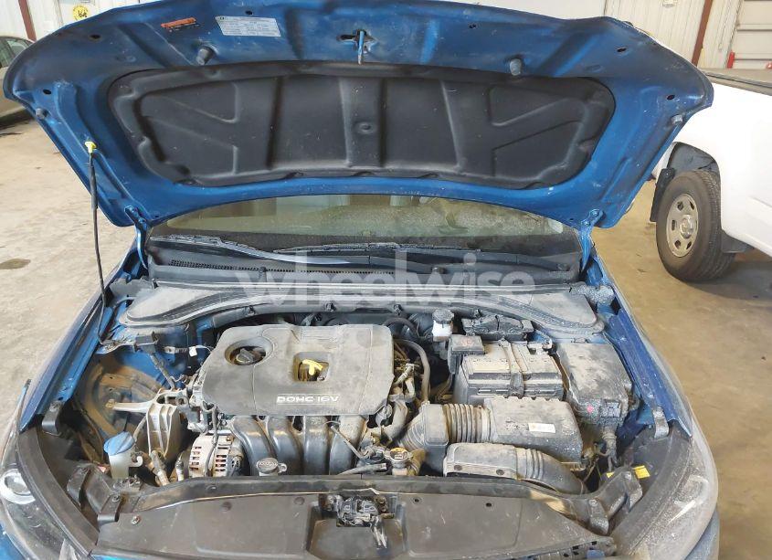 Photo 10 of 2017 Hyundai Elantra LIMITED (VIN 5NPD84LF1HH047716)