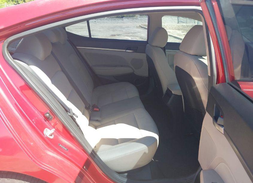 Photo 8 of 2017 Hyundai Elantra SE (VIN 5NPD84LF1HH053936)