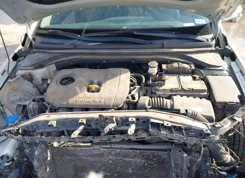 Photo 10 of 2017 Hyundai Elantra SE (VIN 5NPD84LF1HH058991)