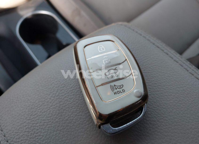 Photo 11 of 2017 Hyundai Elantra SE (VIN 5NPD84LF1HH058991)