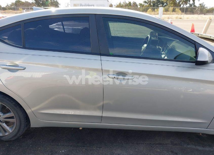 Photo 14 of 2017 Hyundai Elantra SE (VIN 5NPD84LF1HH058991)