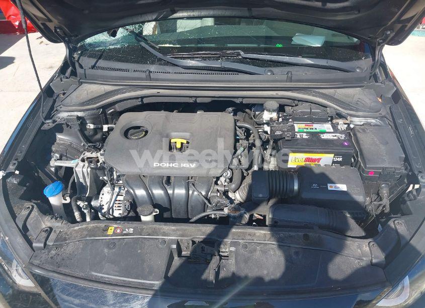 Photo 10 of 2017 Hyundai Elantra LIMITED (VIN 5NPD84LF1HH062877)