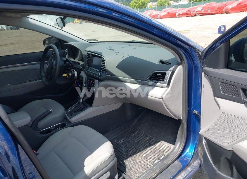 Photo 5 of 2017 Hyundai Elantra SE (VIN 5NPD84LF1HH065648)