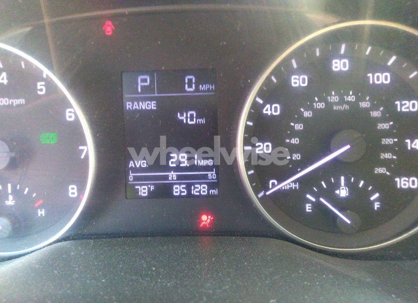 Photo 7 of 2017 Hyundai Elantra SE (VIN 5NPD84LF1HH067268)