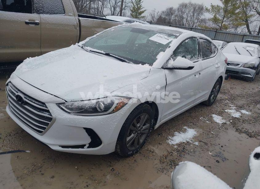 Photo 2 of 2017 Hyundai Elantra SE (VIN 5NPD84LF1HH085219)