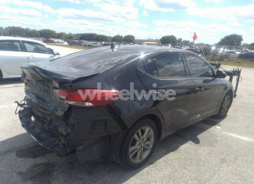 Photo 4 of 2017 Hyundai Elantra SE (VIN 5NPD84LF1HH085687)