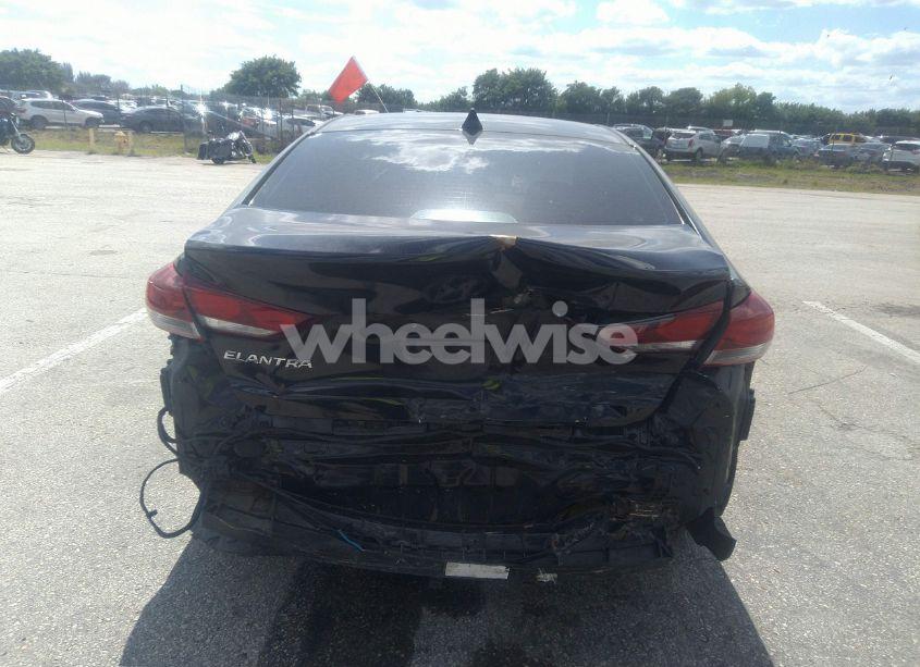 Photo 6 of 2017 Hyundai Elantra SE (VIN 5NPD84LF1HH085687)