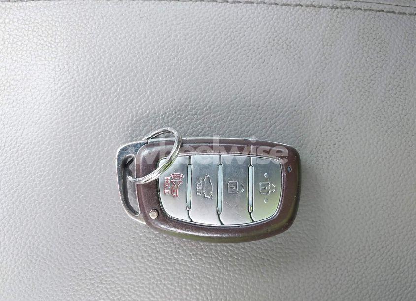 Photo 11 of 2017 Hyundai Elantra SE (VIN 5NPD84LF1HH088010)